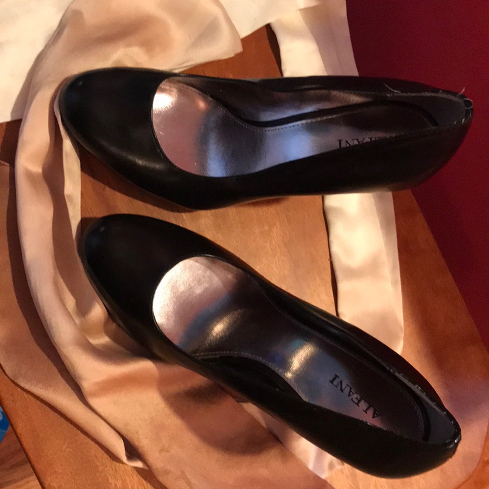 Black Alfani heels